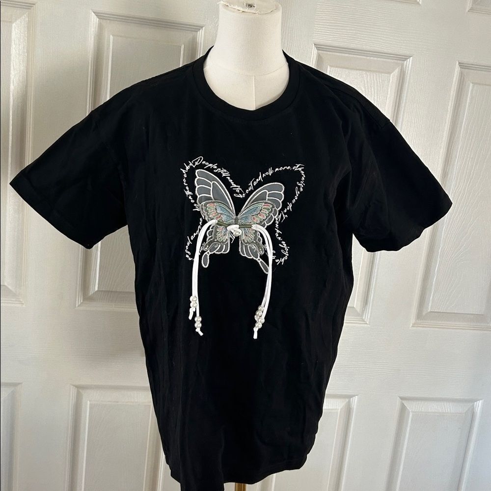 Aelfric Eden Butterfly embroidered Tee shirt with string Pearls, Black, XS, NWT